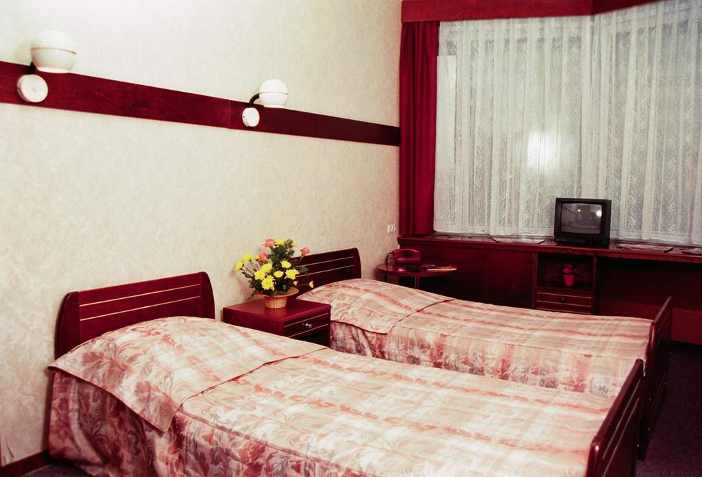 Azimut Hotel Smolenskaya 莫斯科 客房 照片